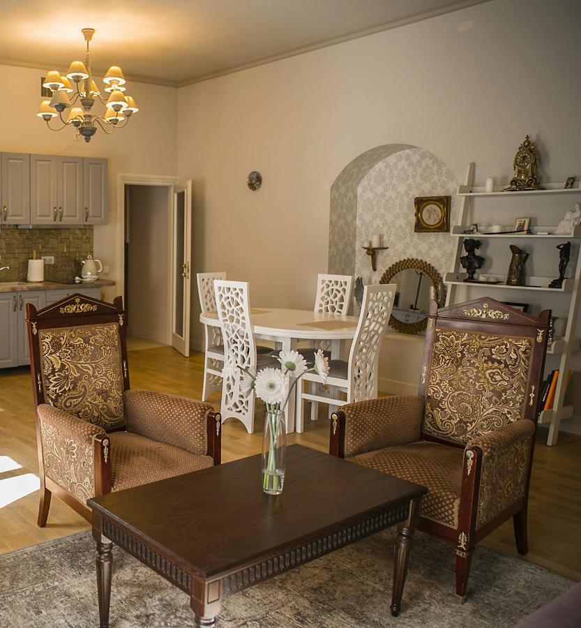 Gaono Apartment